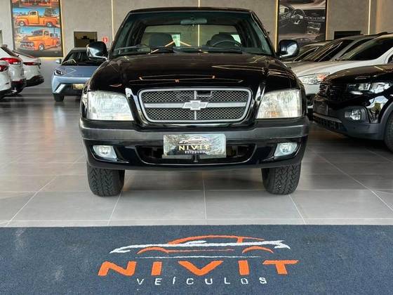 CHEVROLET S10 2.4 ADVANTAGE 4X2 CD 8V FLEX 4P MANUAL CHEVROLET S10 2.4 ADVANTAGE 4X2 CD 8V FLEX 4P MANUAL